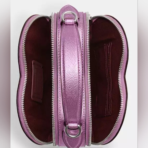 COACH Heart Shape Cossbody/Handbag & Coach Compact Mirror/Matching Wristlet NWT - Picture 12 of 17